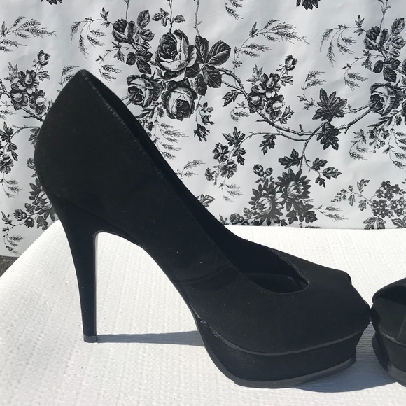NEW Black Peep Toe Pumps - Picture 9 of 10